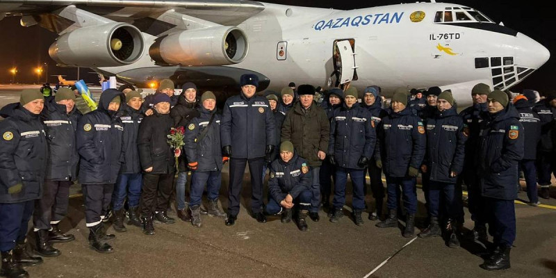 Мемлекет басшысы қазақстандық құтқарушыларды марапаттады