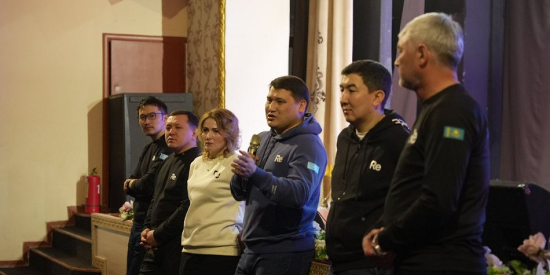 Respublica партиясының кандидаттары Семей және Қарағанды тұрғындарымен жүздесті