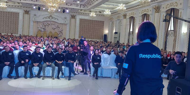 Respublica өкілдерінің халықпен кездесуіне мыңнан астам қостанайлық қатысты