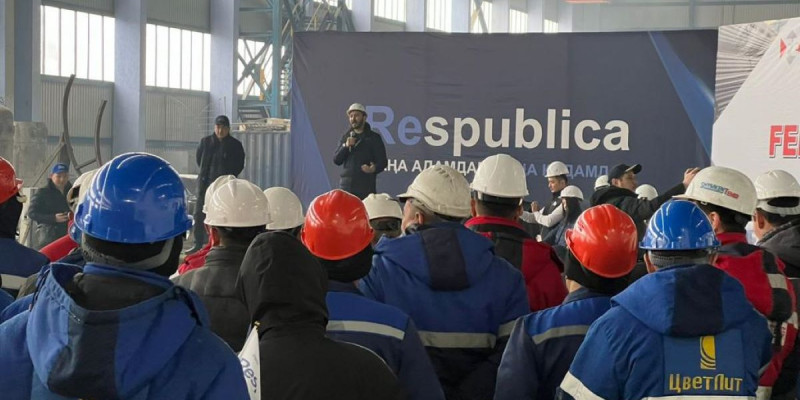 Respublica сайлауалды турының жетінші күні: Шымкенттің 200 металлургімен кездесу