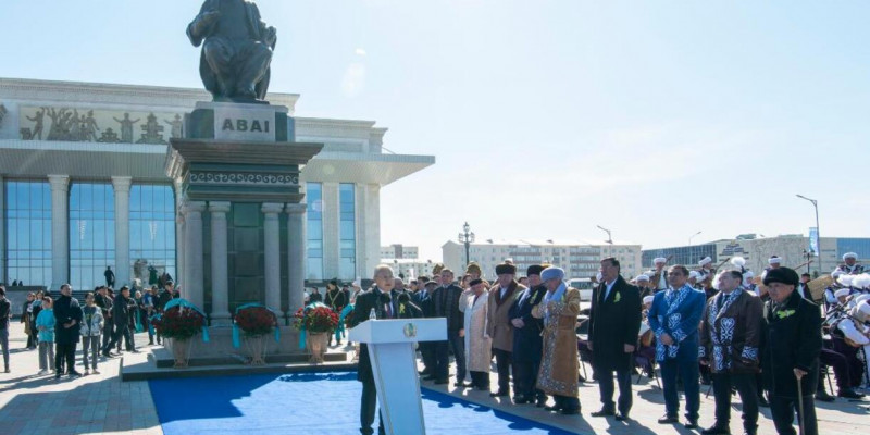 Талдықорғанда Абайдың ескерткіші ашылды
