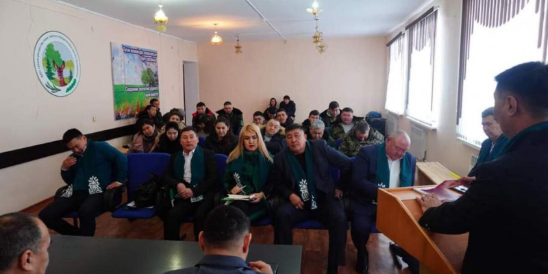 «Байтақ» партиясының кандидаттары орман шаруашылығы ұжымымен кездесті