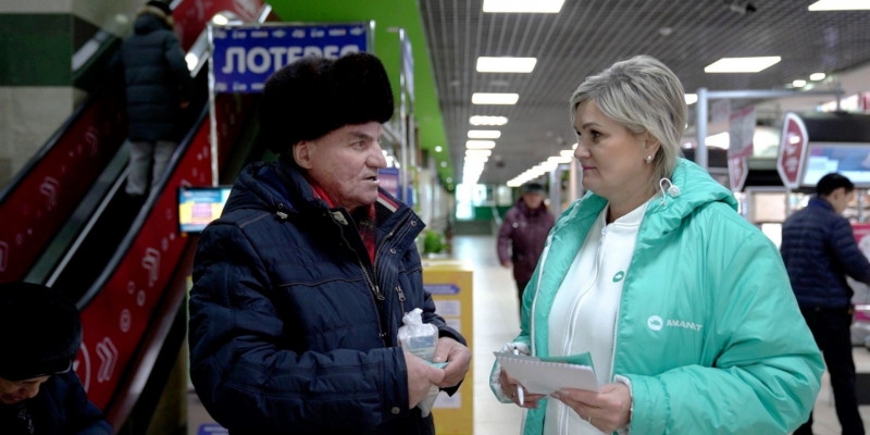 «AMANAT» партиясының өкілдері Magnum-да экспромт кездесу өткізді