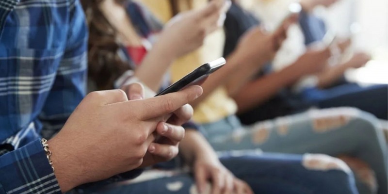 Енді студенттер SMS арқылы әскерге бару мерзімін өзгерте алады