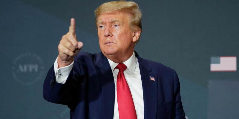 Дональд Трамп қамауға алынды