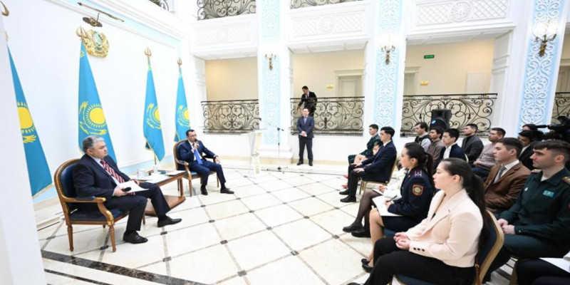 Мәулен Әшімбаев Мәскеуде қазақстандық студенттермен кездесті