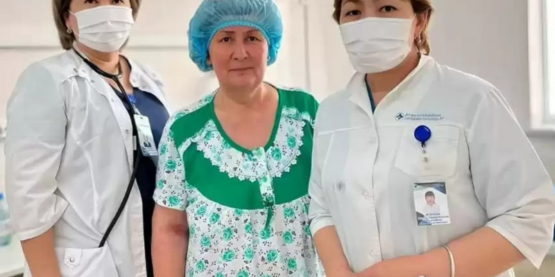 Дәрігерлер жүрегі тоқтап қалған әйелді аман алып қалды