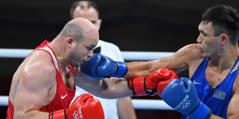 Әлем чемпионаты: Қамшыбек Қоңқабаев Ресей чемпионын нокдаунмен жеңді (ВИДЕО)