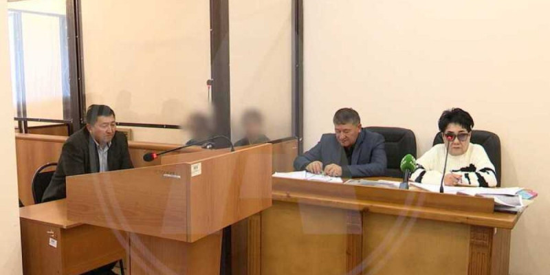 Қостанайда есірткі сатумен айналысқан екі студент қыз 10 жылға сотталуы мүмкін