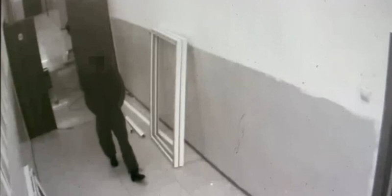Жетісу облысында мектептен ноутбук ұрлаған тұрғын ұсталды