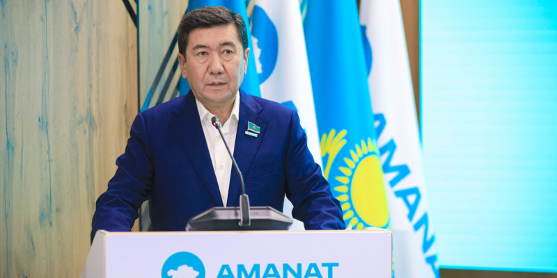 «AMANAT» Президент Жолдауын жүзеге асырудың алғы шебінде болуға тиіс – Ерлан Қошанов