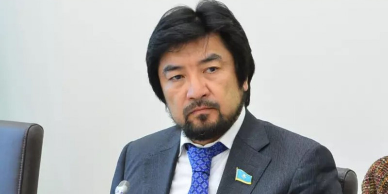 Экс-депутат Бекболат Тілеухан қазір немен айналысып жүр?