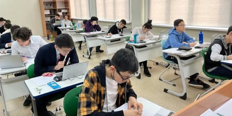 Қасым-Жомарт Тоқаев: оқушыларымыздың 12 мыңға жуық медаль иеленуі – білім сапасы жоғары мемлекеттермен шамалас көрсеткіш