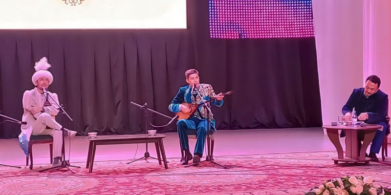 Кеншілер қаласында керемет айтыс өтті