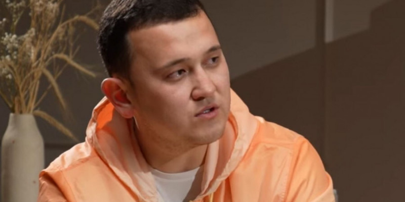 «Ажырасып кеттім»: Танымал блогер күтпеген мәлімдеме жасады