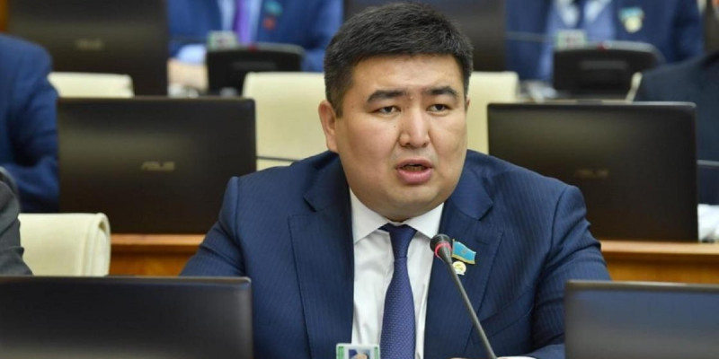 Халық әдемі сөз бен жаттанды жауапқа тойды – Елнұр Бейсембаев