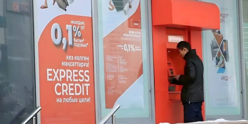 Халықты қарызға батырған кім?