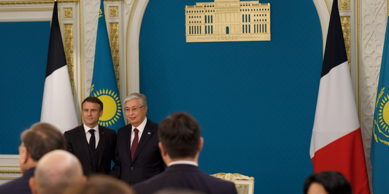 Франция президенті желіде Қазақстан туралы жазба жариялады