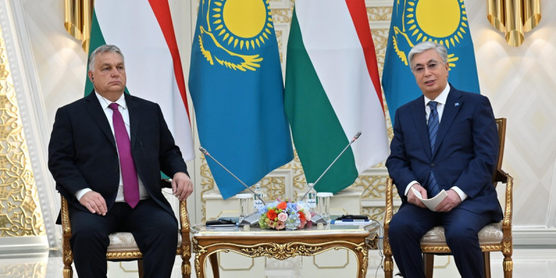Қазақстан Президенті мен Мажарстан Премьер-министрі шағын құрамда келіссөз өткізді