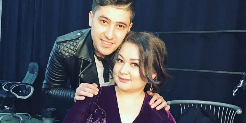 «Мың алғыс, Роза әпке»: Әбдіжаппар Әлқожа алғаш сахнаға шыққан сәтін еске алды