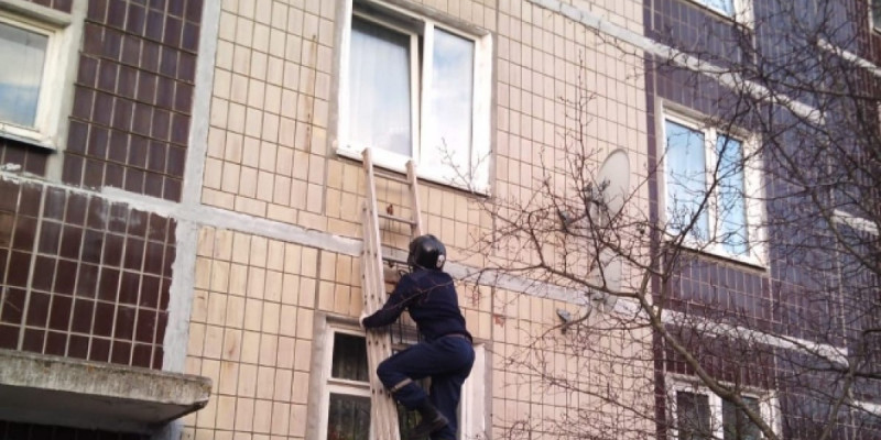 Павлодарда пәтерден әйелдің денесі табылды