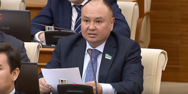 Нағыз мұқтаж азаматтар мемлекеттің көмегінің жұрнағын да көрмейді – Ерлан Сайыров