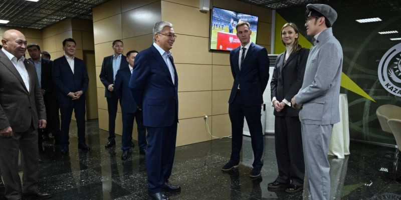 Президент футболшыларға қолдау көрсету үшін «Астана Арена» стадионына келді