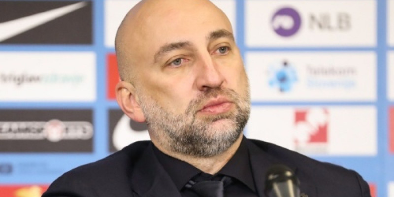 «Ешқандай футбол клубын басқаруды жоспарлап отырған жоқпын»: Бас бапкер Магомед Әдиев мәлімдеме жасады