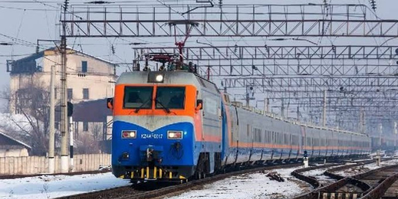 Мереке күндерінде қосымша жүретін пойыздардың тізімі шықты