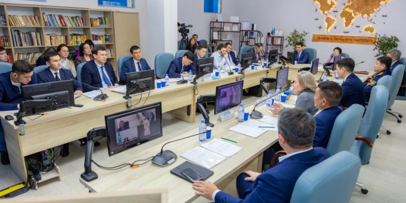 Ғалымдар елімізде бірыңғай уақыт белдеуін енгізуді ұсынып отыр