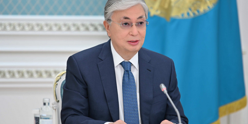 Тоқаев: Мемлекет адал азаматқа тән қасиеттерді бойына сіңірген еңбекқор жастарды қолдайды