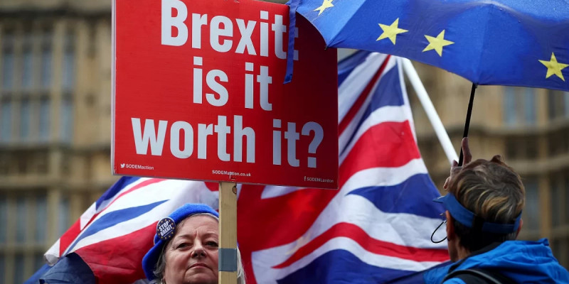 Brexit-тен кейінгі қаржы реформалары сәтсіз аяқталды – Ұлыбританияның парламент комитеті
