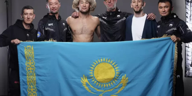 Рахмонов қазақстандықтарды Тәуелсіздік күнімен құттықтады