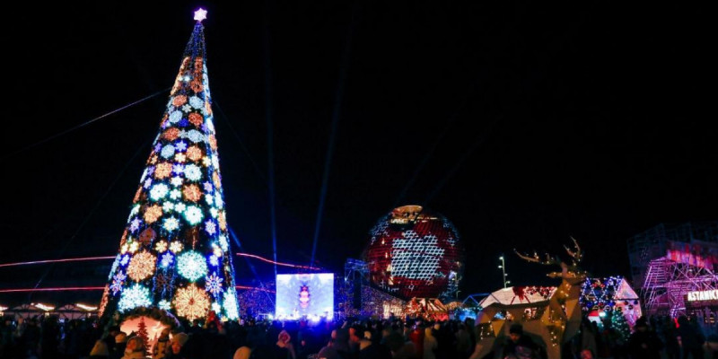 Бүгін Астанада еліміздің бар шыршасы жағылды