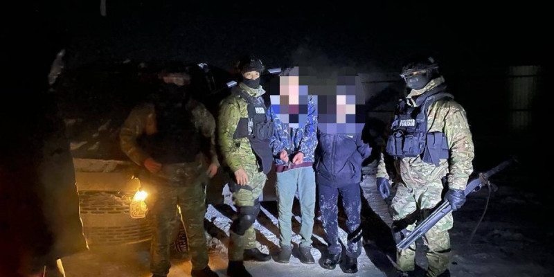 Алматыда адам өлтірді деген күдіктілер 2 айға жуық шұңқырда жасырынған
