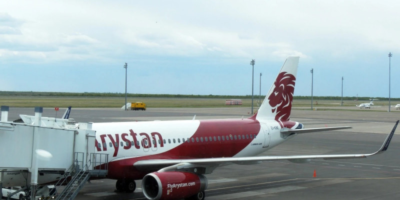 Air Astana-ға билет алып, Fly Arystan-мен ұшқан жолаушыларға өтемақы төленетін болды