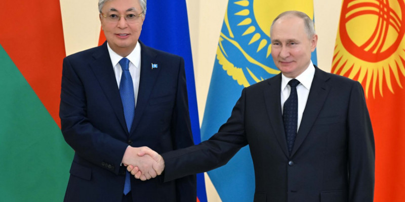 Қасым-Жомарт Тоқаев Б.Ельцин атындағы президенттік кітапханаға барды