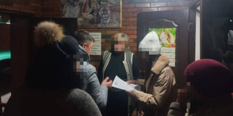 Қыздардың интимдік қызмет көрсетуіне жағдай жасаған жеңгетайға қатысты қылмыстық іс қозғалды