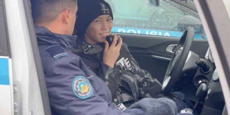 Шымкент полицейлері балалар үйі тәрбиеленушісінің арманын орындады