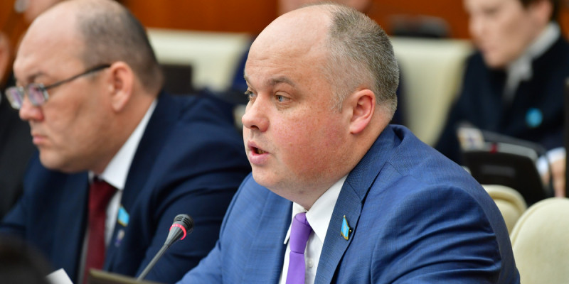 «Ескілікке қайтып барар жол жоқ»: депутат Президент сұхбаты жайлы