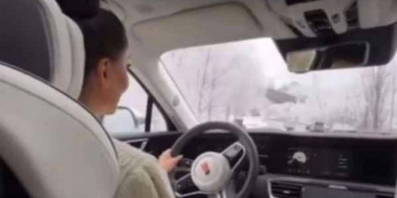 Танымал актриса әлеуметтік желідегі видеосы үшін жазаланды
