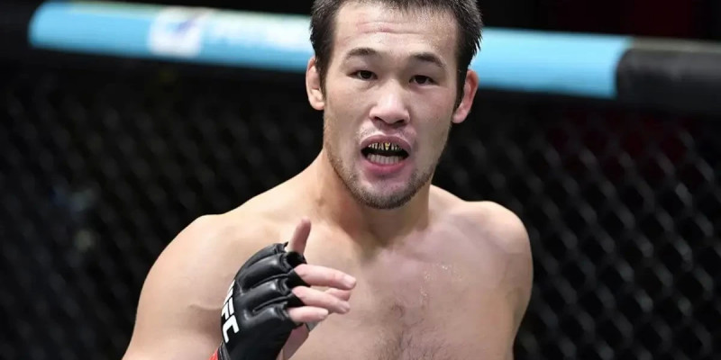 Рахмонов UFC рейтингіндегі жалғыз көшбасшы атағынан айырылды