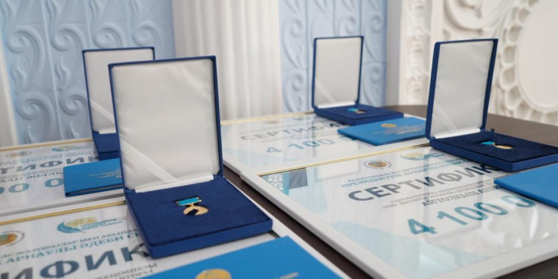 Қазақстанның жас жазушылары мен ақындары Президенттік әдеби сыйлыққа ие болды