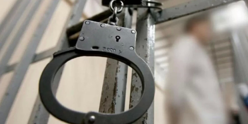 Оралда 29 жастағы қызды жезөкшелікпен айналысуға мәжбүрлеген