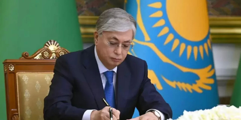Президент мерзімді әскери қызметке шақыру туралы Жарлыққа қол қойды
