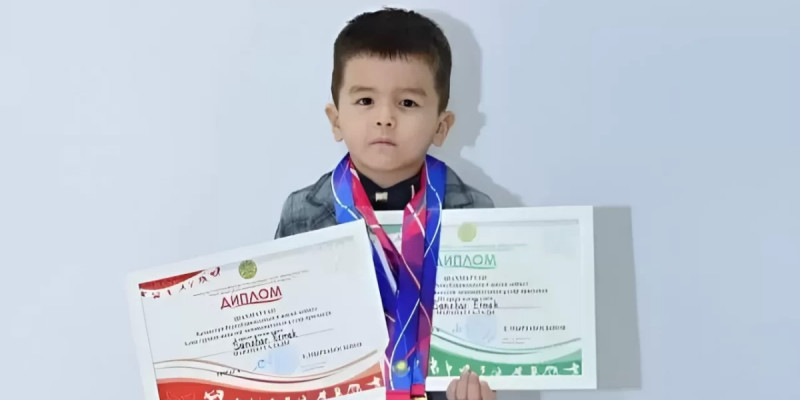 Атыраулық 5 жасар шахматшы ел чемпионы атанды