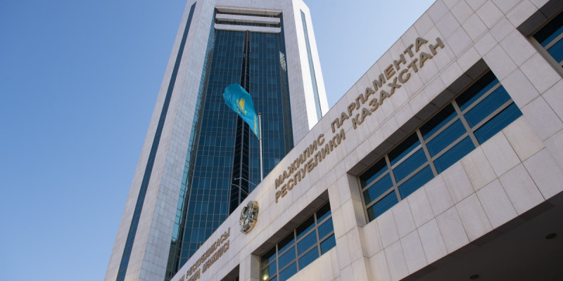 Мәжілісте маска режимі енгізілді