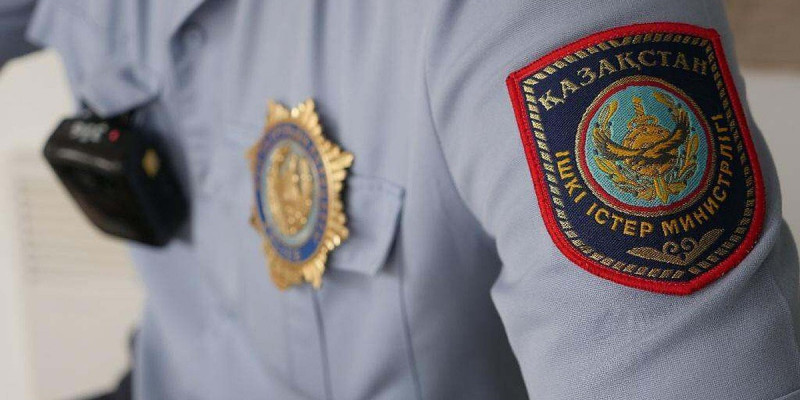Қарағанды облысында өзіне пышақ жарақатын салған адамды полицейлер құтқарды