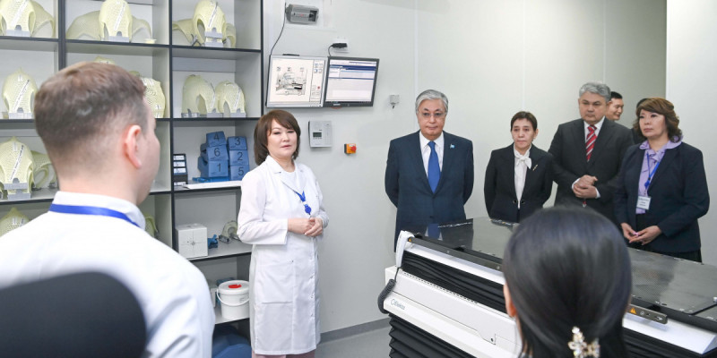 Президент Өскемендегі Сәулелік терапия және диагностика орталығының жұмысымен танысты