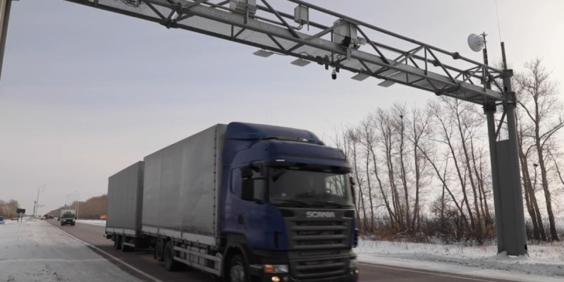 «Қазавтожол» ауыр жүк көліктерінің иелерінен негізсіз ақы алып келген